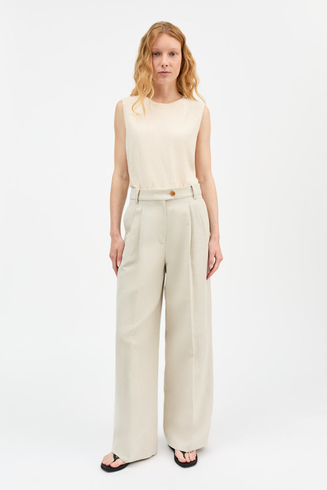 Skall Studio | MIKA Top