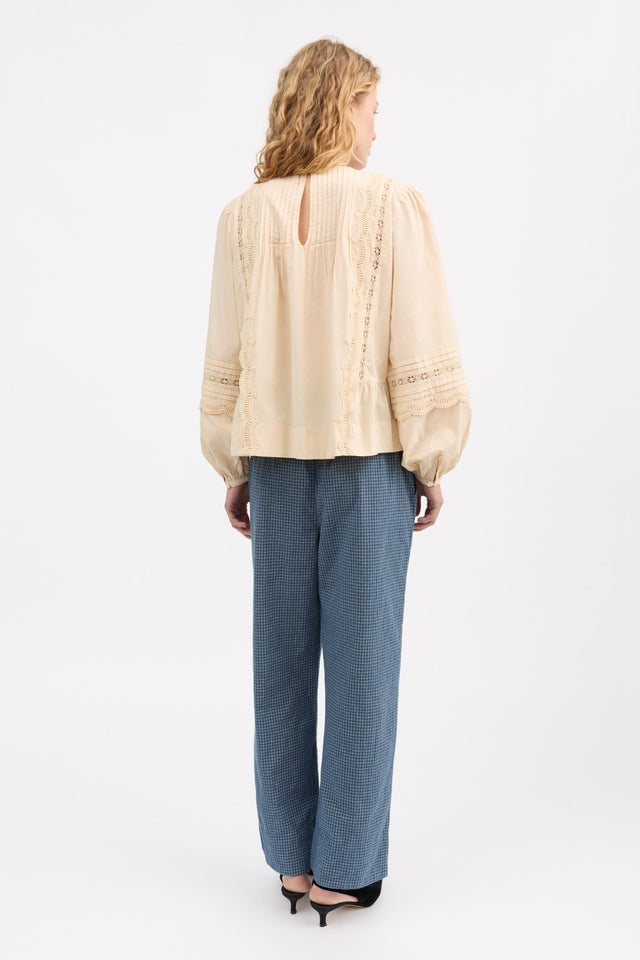 Skall Studio | LEAF Blouse | Beige