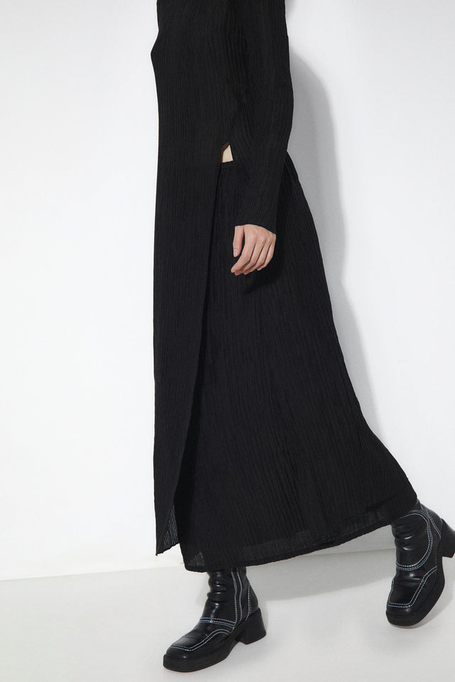 Rita Row | SAFO Top | Black