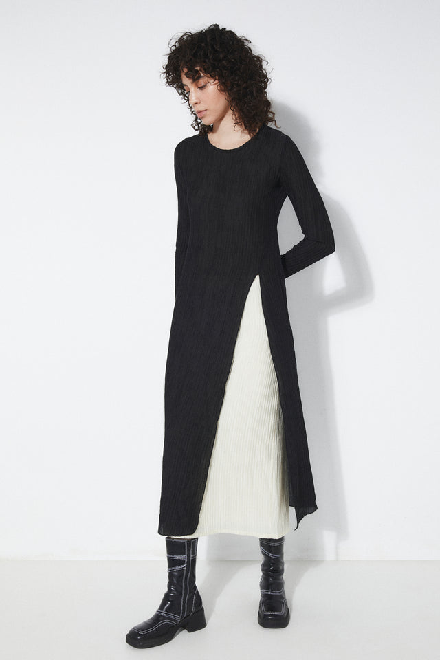 Rita Row | SAFO Top | Black