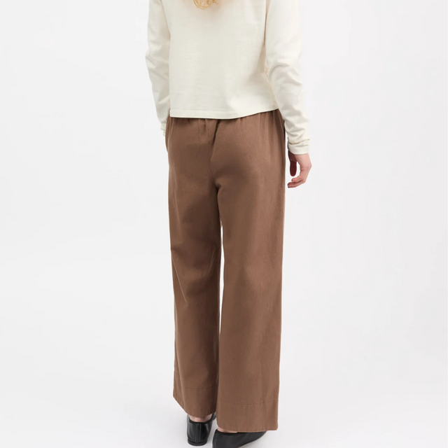 Skall Studio | JASMINE Trousers | Cardamon