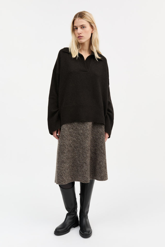 Skall Studio | DEAN V-Neck Jumper | Brown