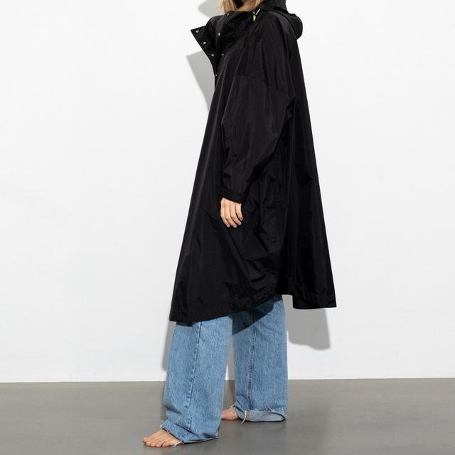 VIVI MARI | Raincoat | Black