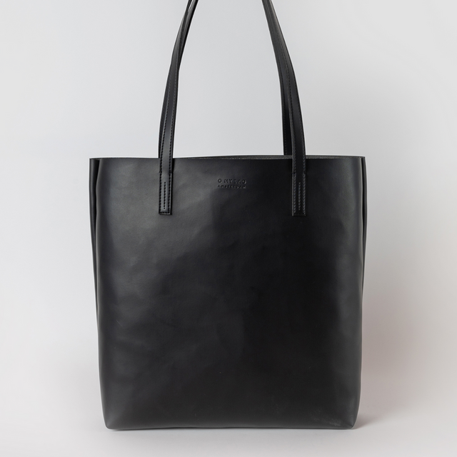 OMyBag | Georgia Apple Leather Shopper | Black