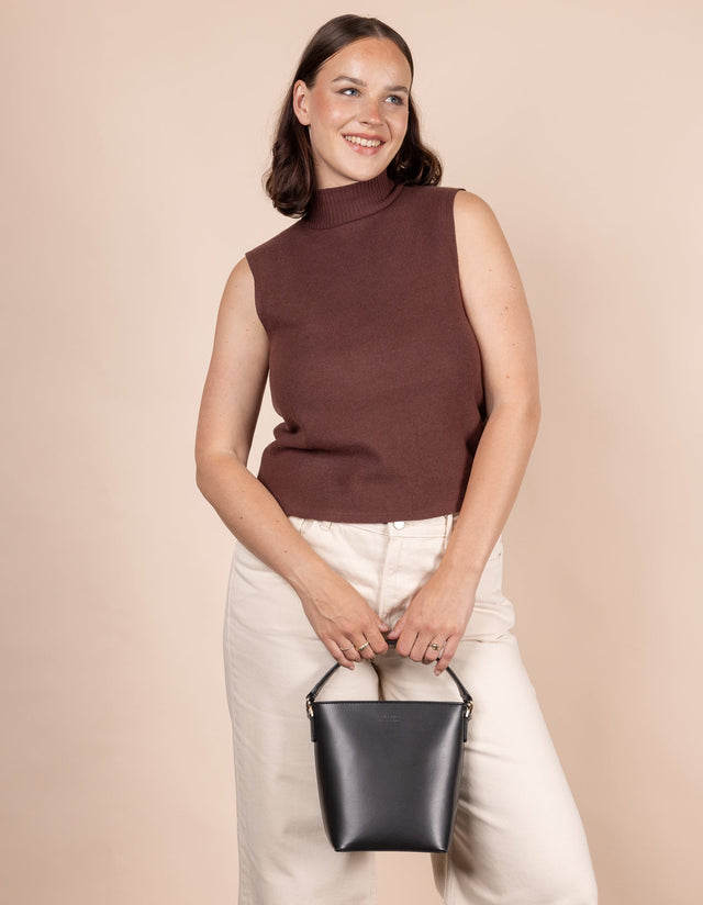 OMy bag | Vegan Bobbi Bucket Bag | Midi Black