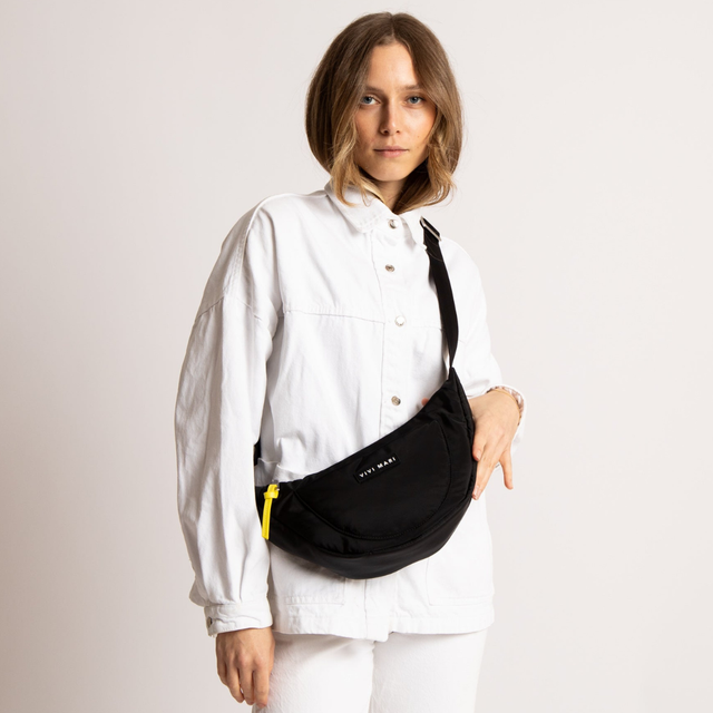 VIVI MARI Padded Hip Bag | Black