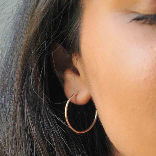 Wild Fawn | Delicate Hoop Earing