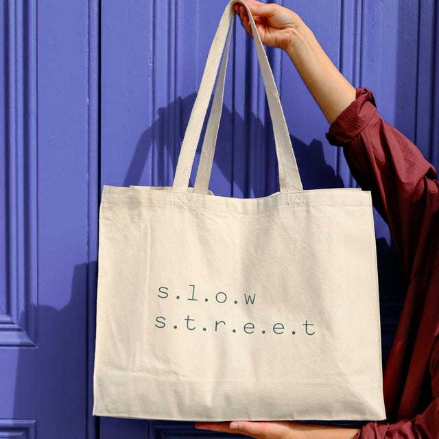 s.l.o.w.s.t.r.e.e.t | XL Tote Bag