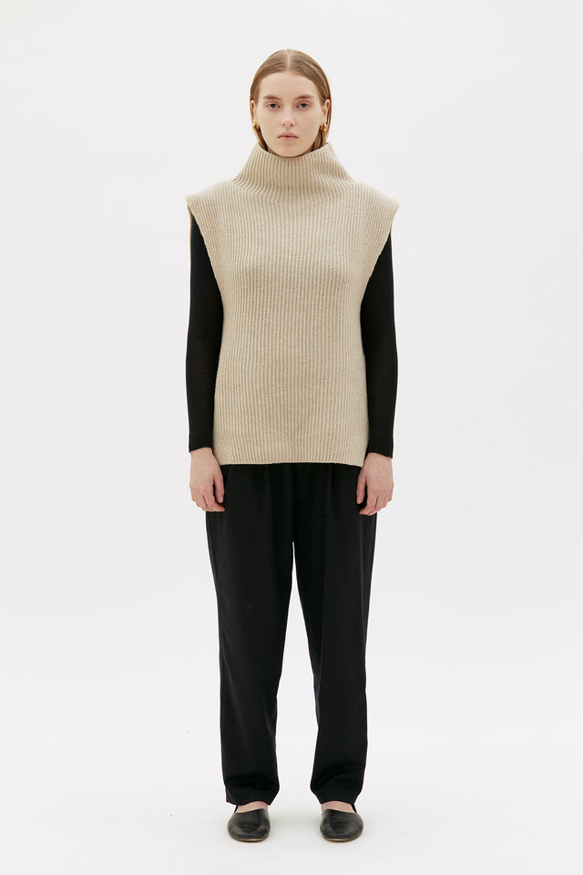 MASKA| VANI Lambswool Vest | Sand