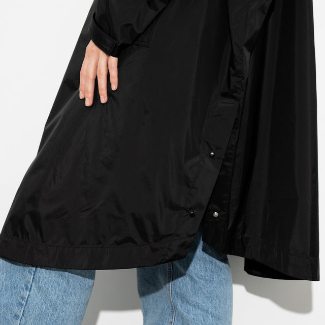 VIVI MARI | Raincoat | Black