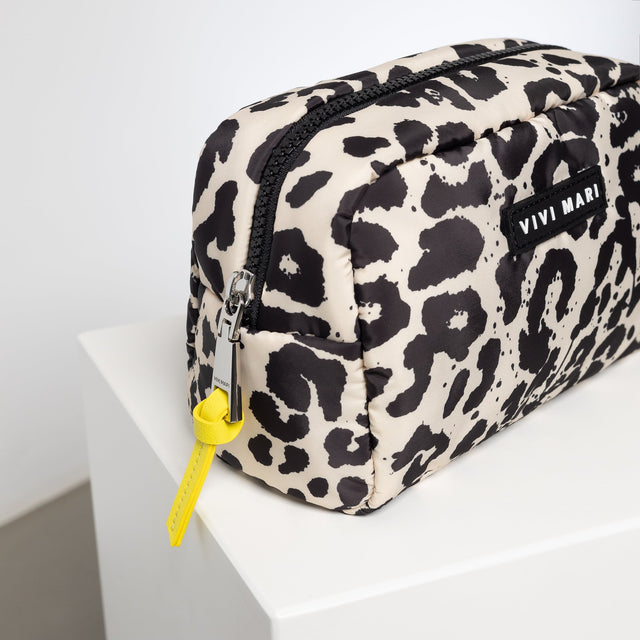 VIVI MARI | Toiletry Bag | Black & Sand