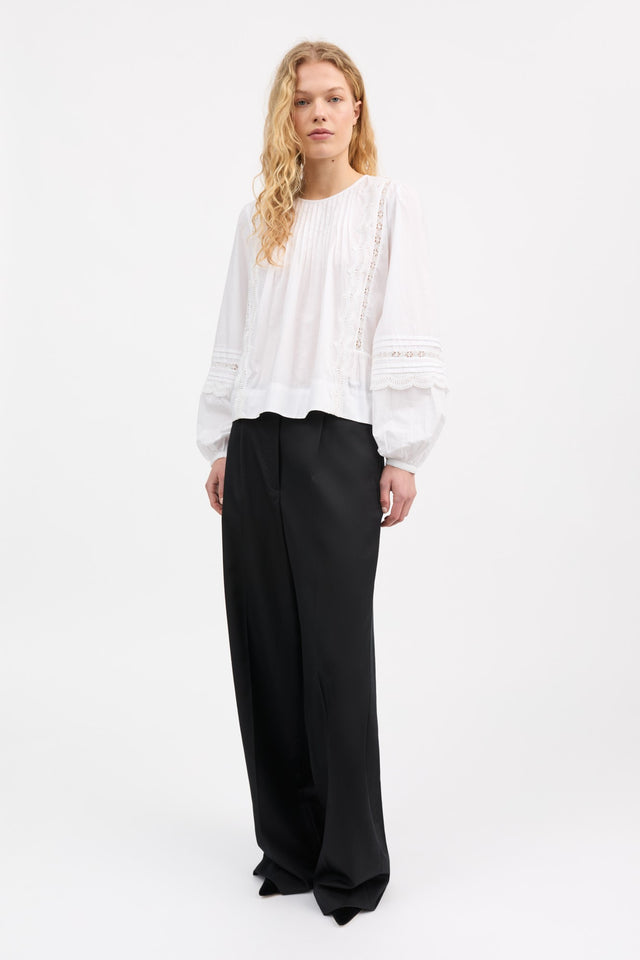 Skall Studio | LEAF Blouse | White