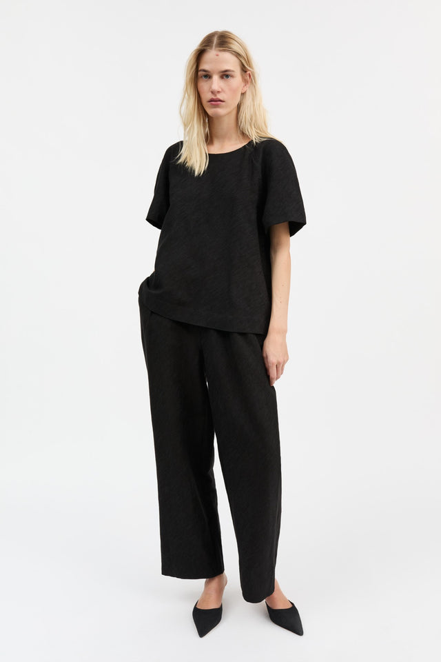 Skall Studio | NILA Top | Black