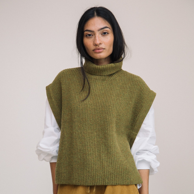 Beaumont Organic | Kanon Recycled Wool Knitted Vest | Olive