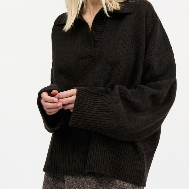 Skall Studio | DEAN V-Neck Jumper | Brown