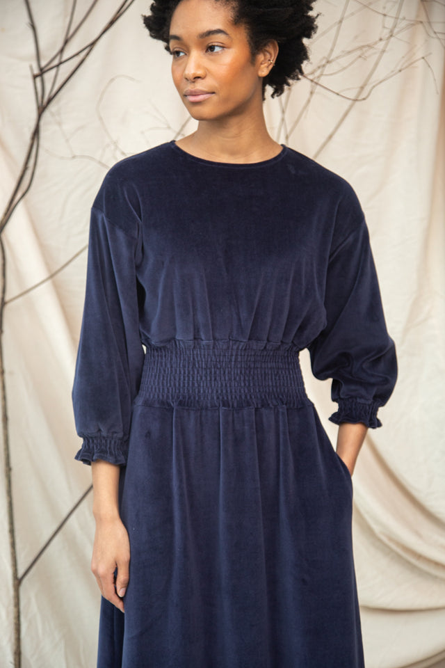 Beaumont Organic | ALENA Organic Velour Dress | Navy