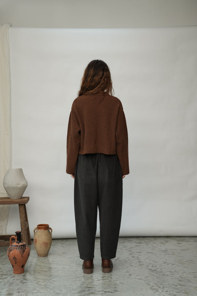 Beaumont Organic | ORLA Trousers | Charcoal