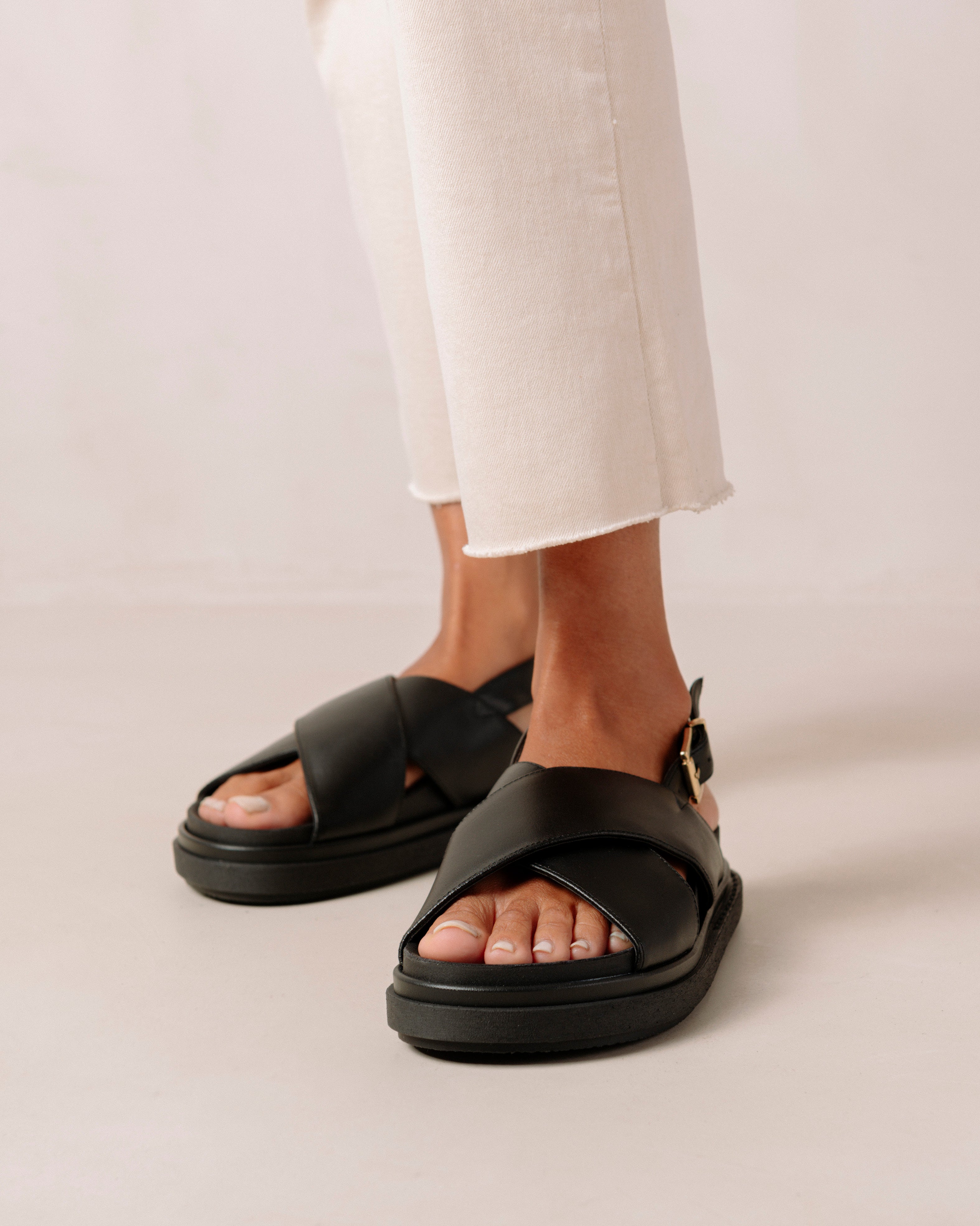 Alohas Marshmallow Vegan Sandal