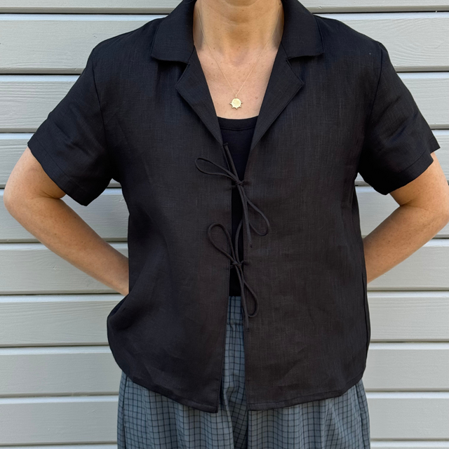 Rita Row | AMBER Top| Black