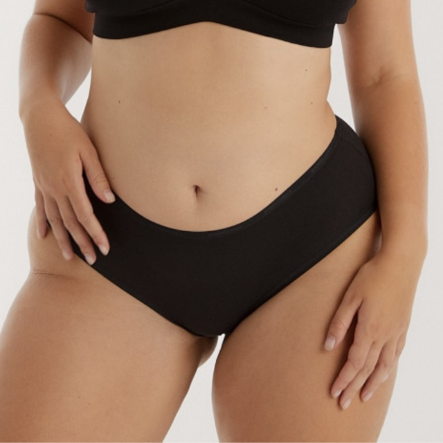 Organic Basics | Core Brief | Black