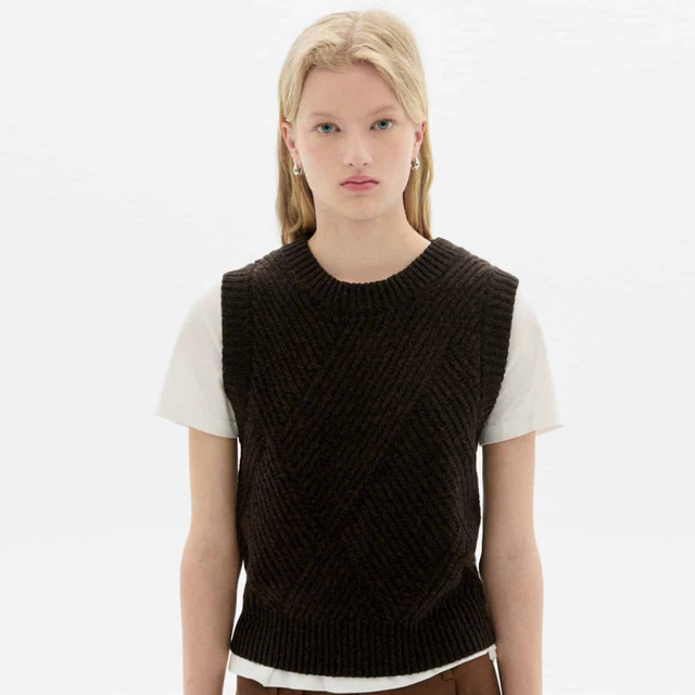 Thinking Mu | KAIA Knitted Vest | Brown