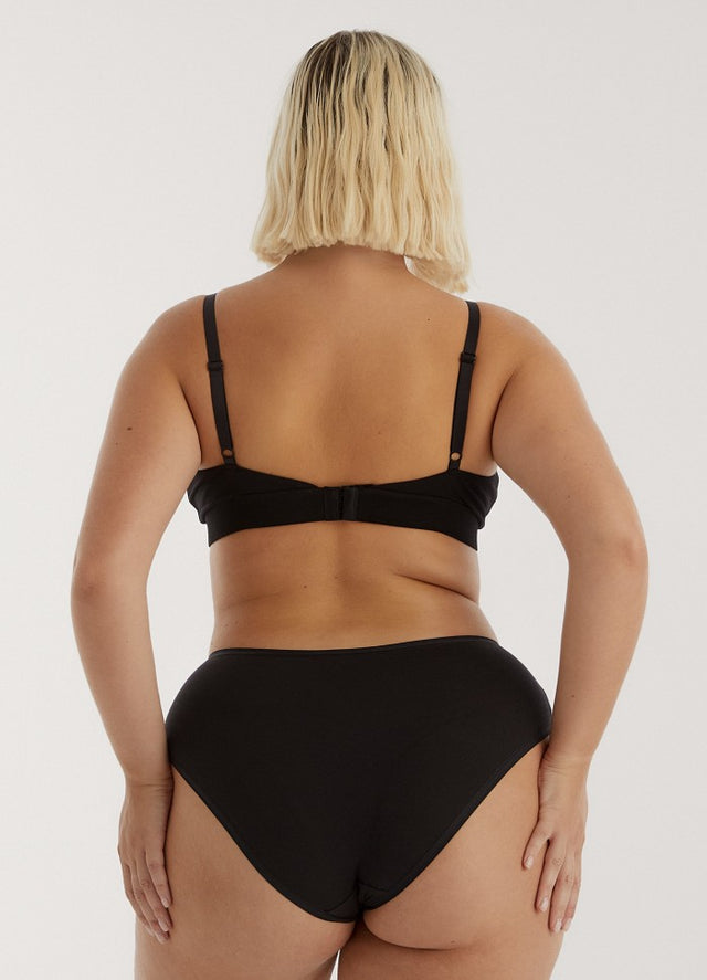 Organic Basics | Core Brief | Black