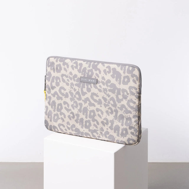 VIVI MARI | Padded Laptop Sleeve | Leo splashes