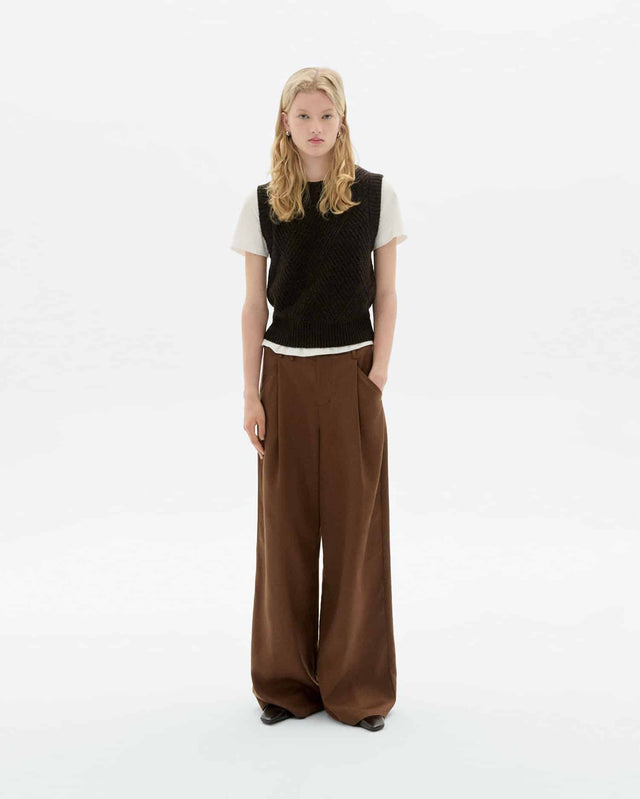 Thinking Mu | KAIA Knitted Vest | Brown
